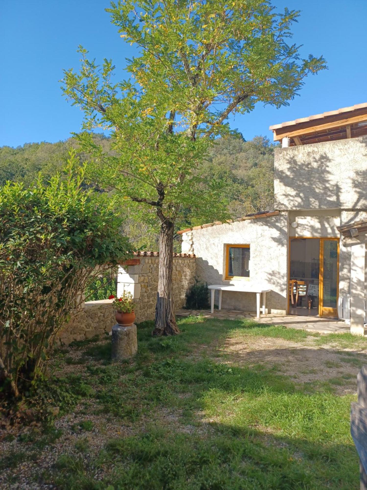 Gites Du Domaine De Serre Long Saint-Maurice-d'Ibie Экстерьер фото